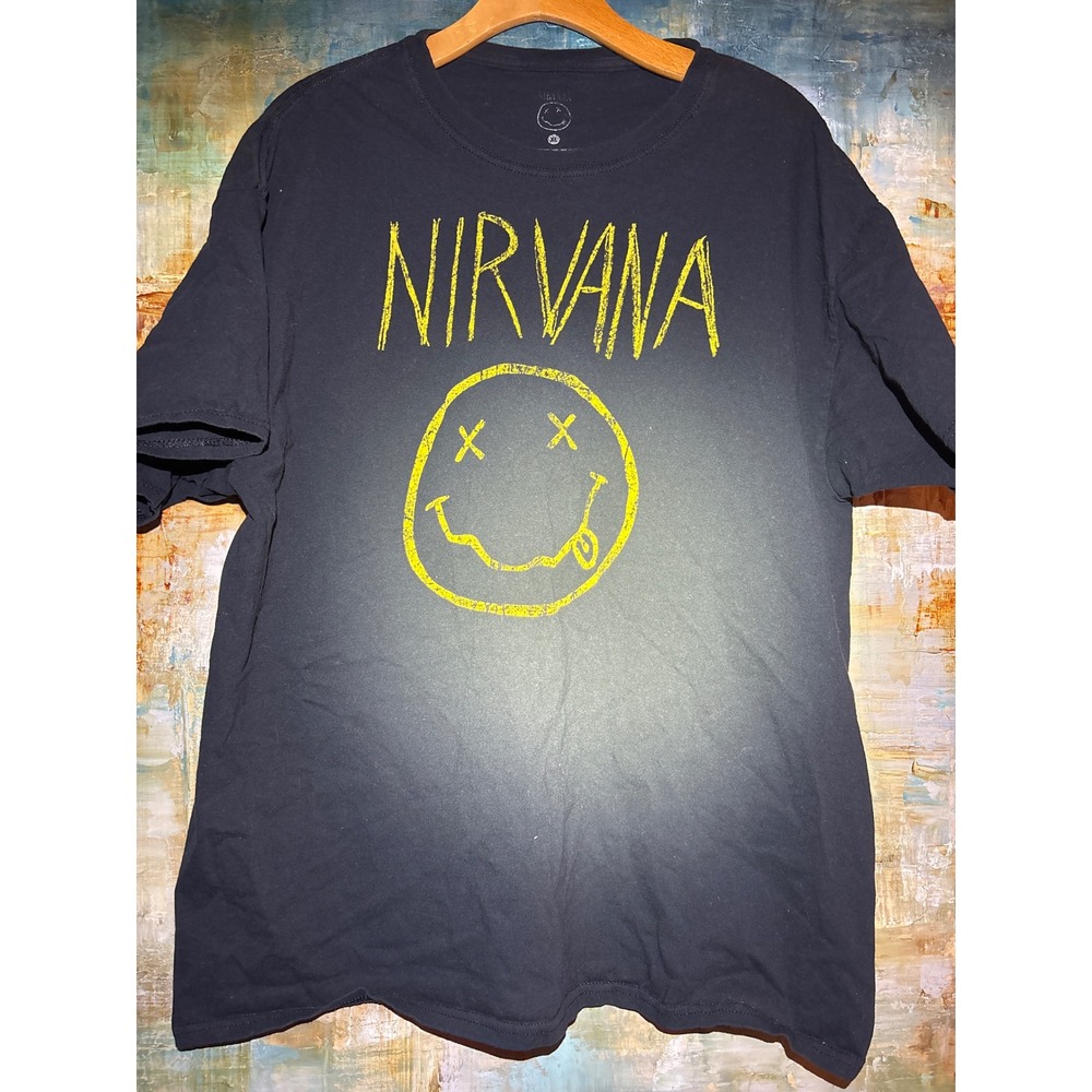 Nirvana Smiley Face‎ Graphic Tee Black Short Sleeve Mens XL Band Shirt Spencer's
